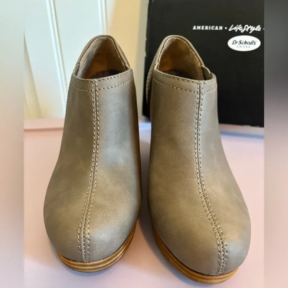 NWT Dr. Scholl's Harlow Ankle Boot- New in Box- Size 7.5 - Picture 5 of 9